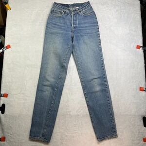 VTG Levi's Jeans Women's Blue Denim Classic Pockets Button Fly USA Made - 23X31